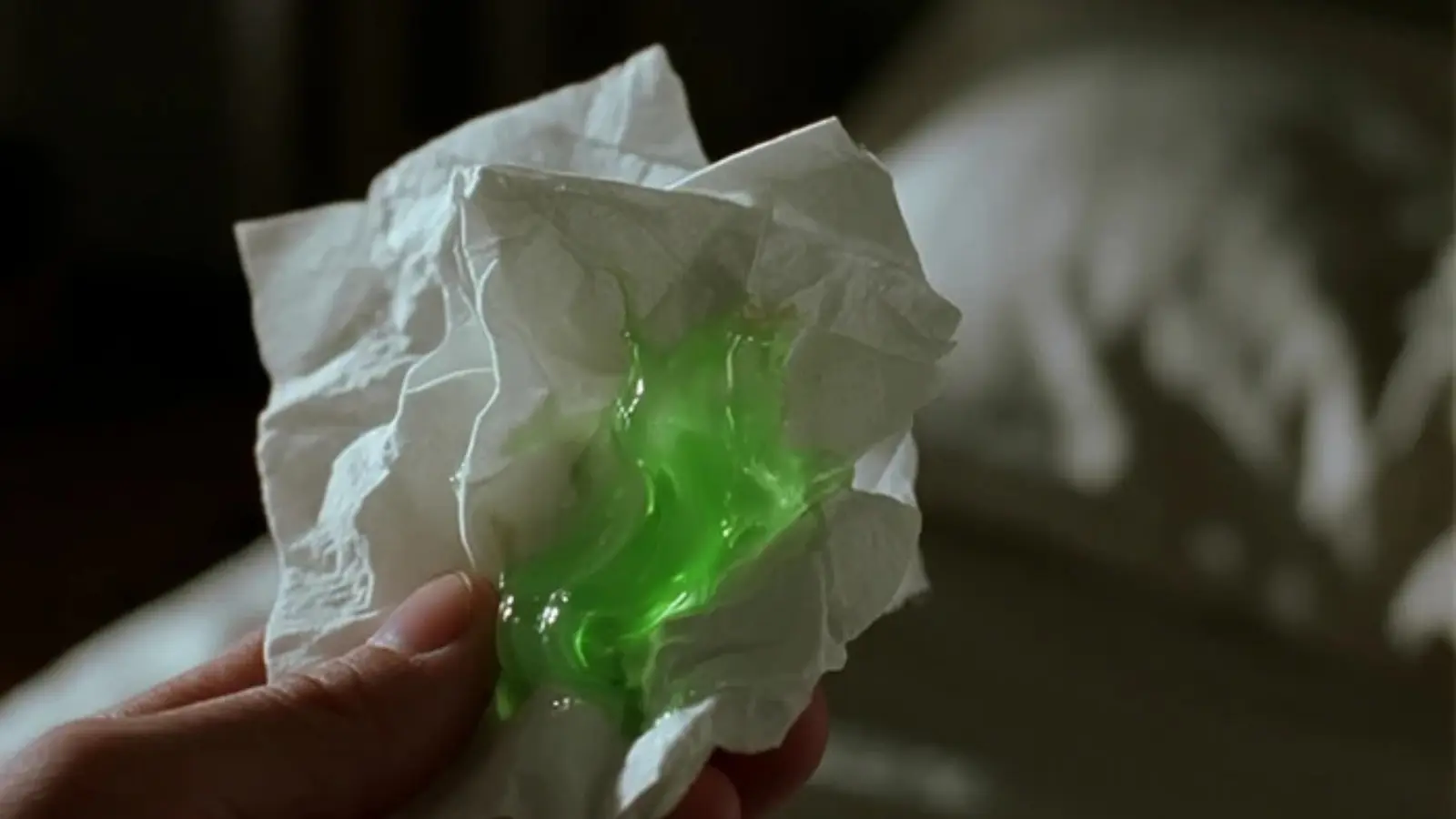 what does green snot mean